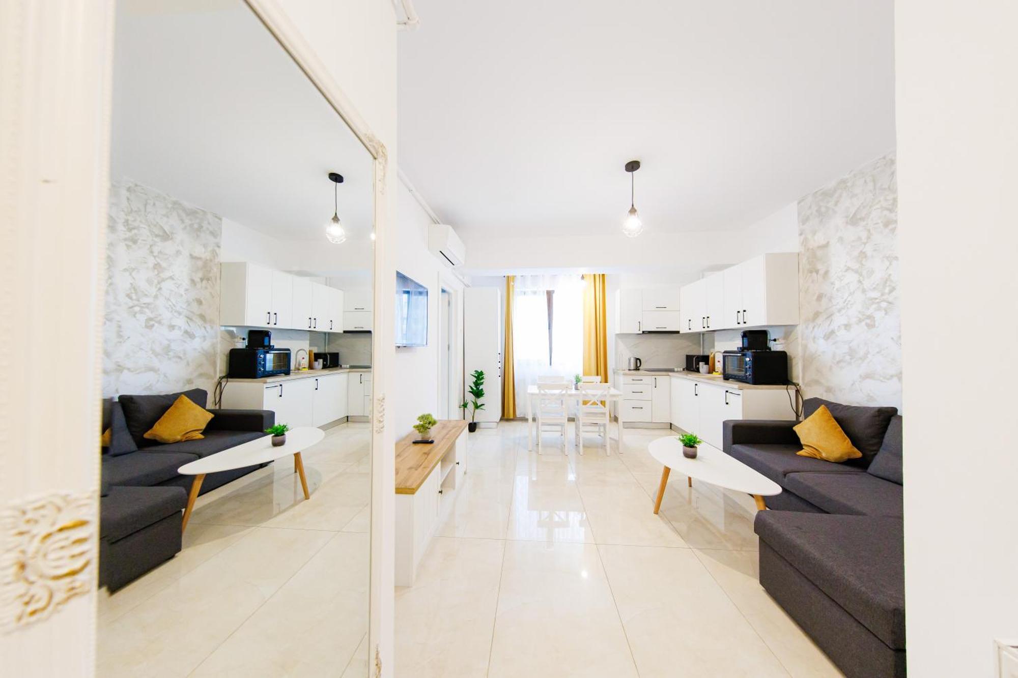 Luxury Glam Apartments Iasi At Lazar Palas Exteriör bild