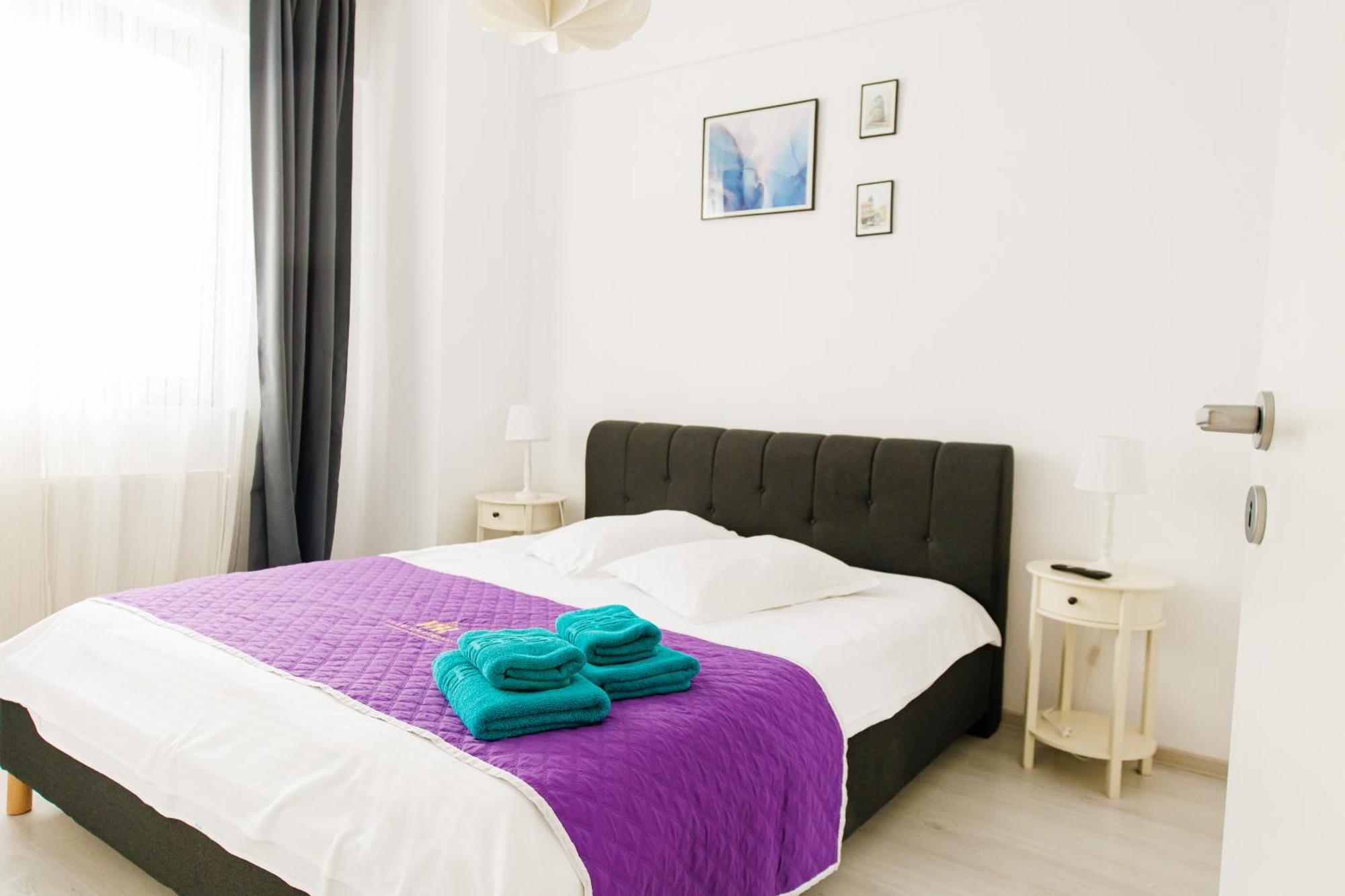 Luxury Glam Apartments Iasi At Lazar Palas Exteriör bild