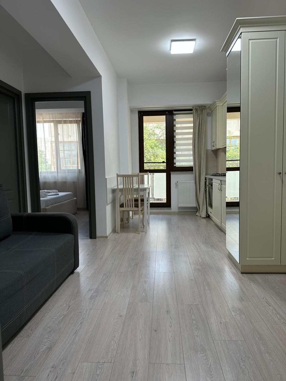Luxury Glam Apartments Iasi At Lazar Palas Exteriör bild