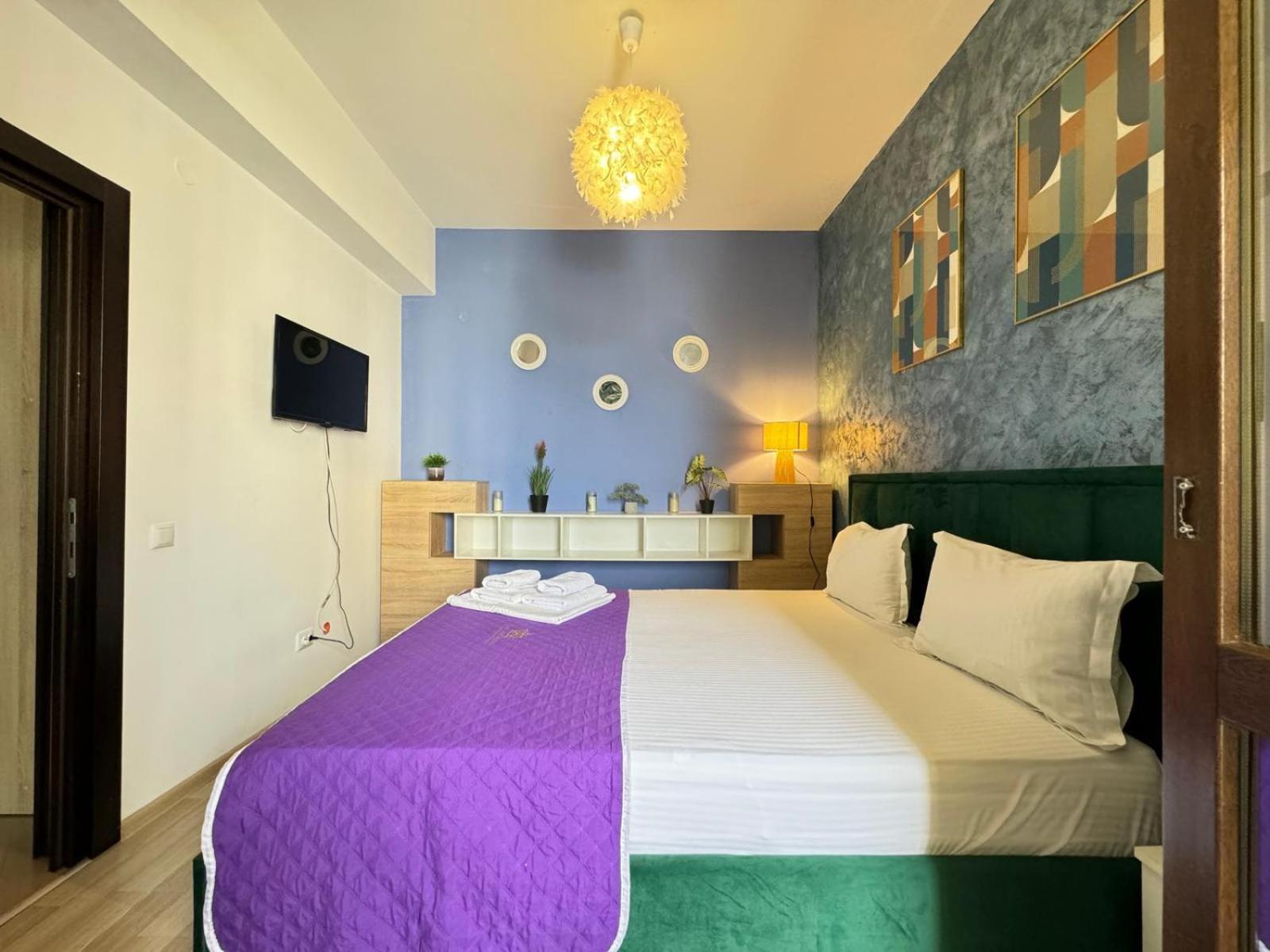 Luxury Glam Apartments Iasi At Lazar Palas Exteriör bild