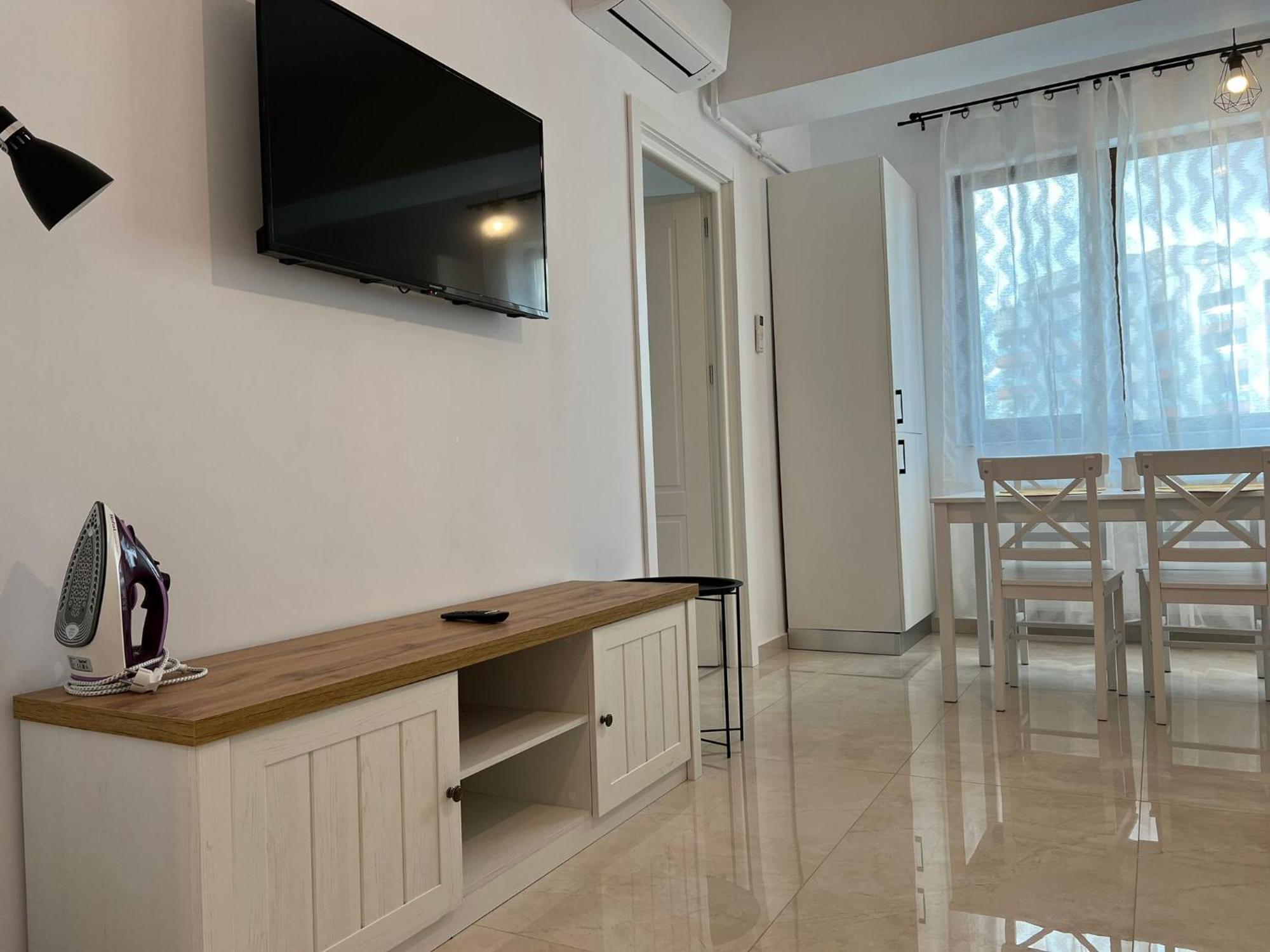 Luxury Glam Apartments Iasi At Lazar Palas Exteriör bild